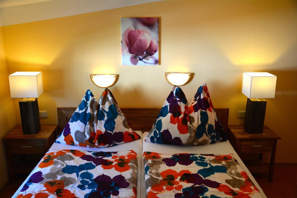 Pension Milan Zell am See Ruang foto